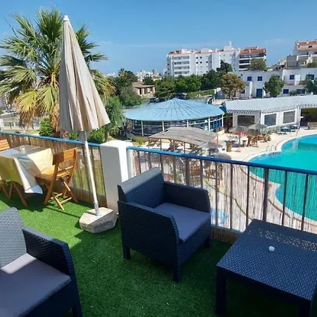アパート Alvor Balcony With Pool By Homing *